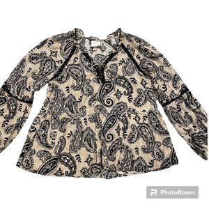 Knox Rose Paisley Print Peasant Blouse
Size Small